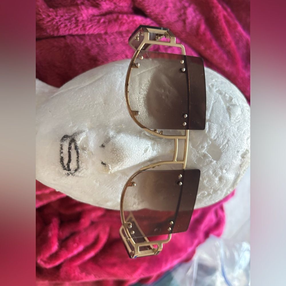 Savage FENTY AntiSocial frames square sunglasses eyewearโlogo glasses accessory